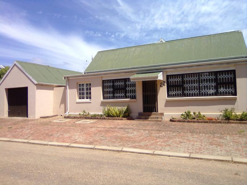 2 Bedroom Property for Sale in Albertinia Western Cape